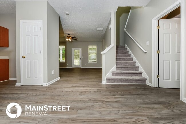 4683 Highpoint Ln, Atlanta, GA 30349 - photo 6