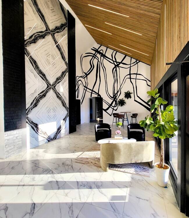 6363 Commons Dr, Indianapolis, IN 46254