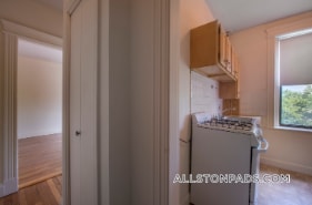 1152 Commonwealth Ave Unit 16, Boston, MA 02134