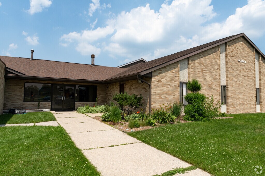 Warren SDA Junior Academy front walkway and entrance in Warren.
