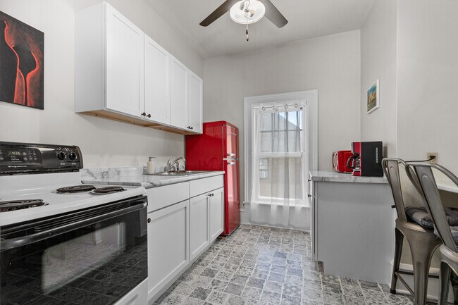 601 S Walnut St unit Historical Haven, Appleton, WI 54911 - photo 6