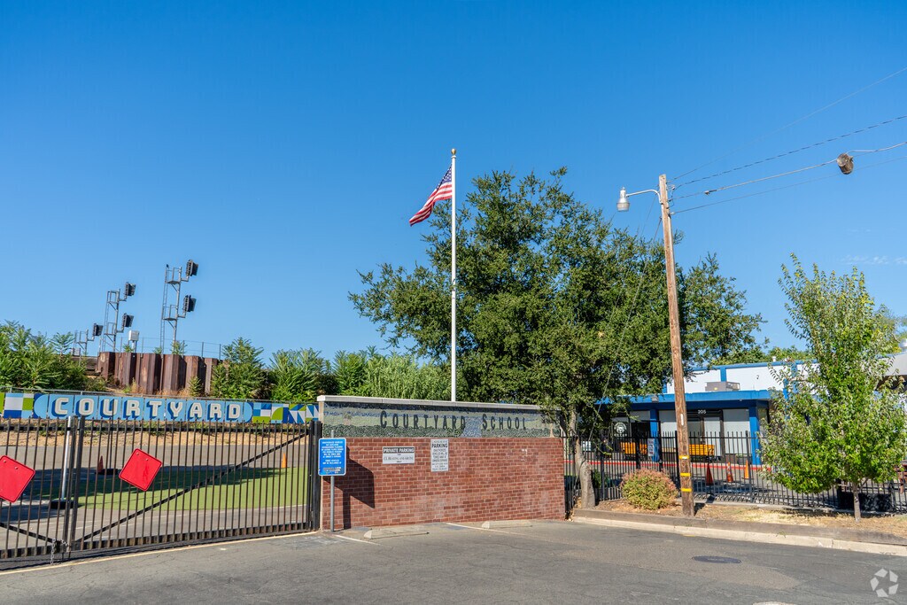 Courtyard School in the Central Sacramento neighborhood of California.
