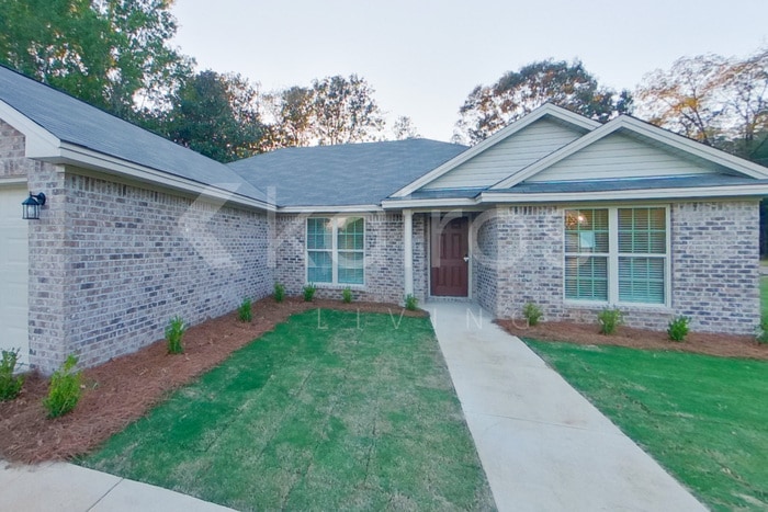 553 Mt Airy Dr, Prattville, AL 36067 - photo 1