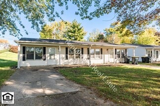 701-703 Lake Ave Unit 701 Lake Ave, Kendallville, IN 46755