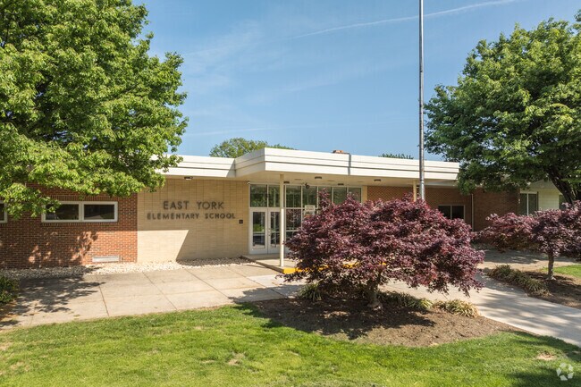 East York Elementary School is a highly rated, public school located in York, PA.