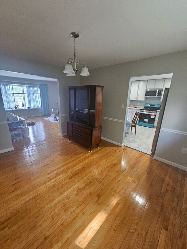 9511 Pin Oak St, Clinton, MD 20735 - photo 5