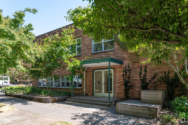 Pacific Crest Community School 04