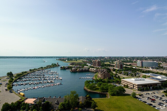 This marina is right across from the townhouses in Buffalo's Waterfront.
