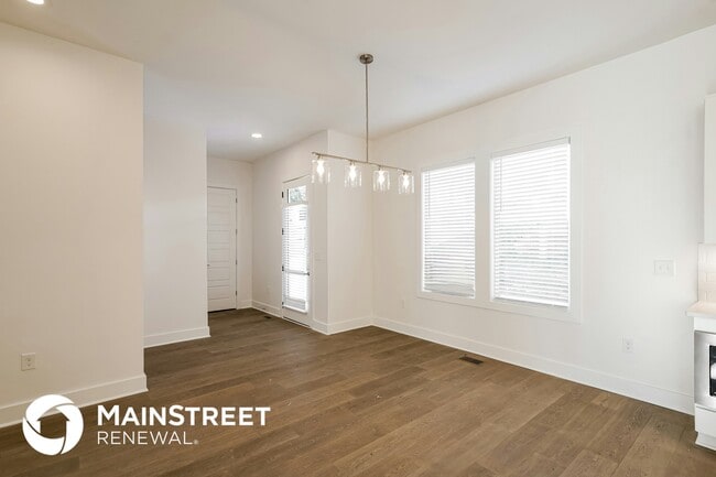 922 Crescent Hill Rd, Nashville, TN 37206 - photo 4