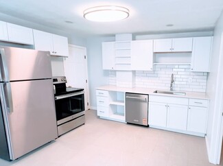 8 Mulberry St Unit 3, Claremont, NH 03743