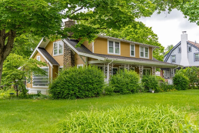 Milford houses display bright and attractive exteriors.