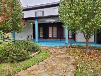 1308 E Washington Ave Unit 3, Navasota, TX 77868