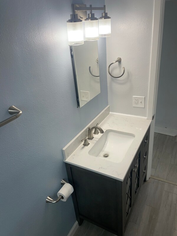 917 56th Ave N, Saint Petersburg, FL 33703 - photo 4