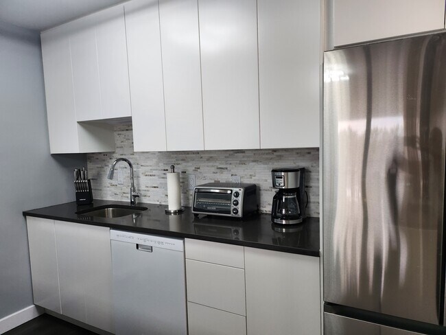 Riverside unit Riverside A607, Washington, DC 20024 - photo 6