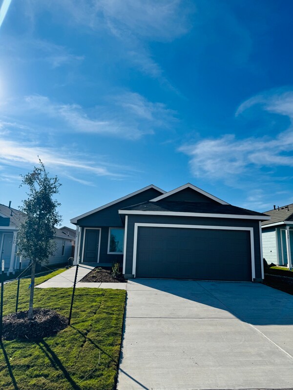 3924 Pontchartrain Pkwy, Sherman, TX 75090 - photo 1