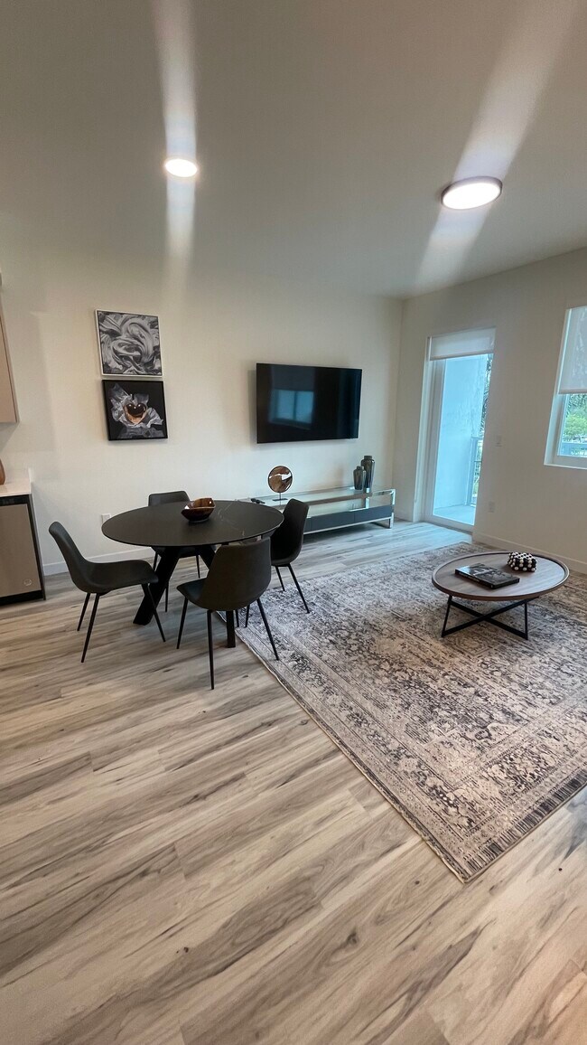 849 SW 13th Ct Unit A19, Pompano Beach, FL 33060
