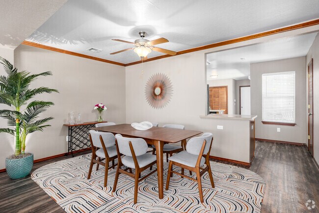 Garden Gate, Oklahoma City, OK 73116 - photo 4