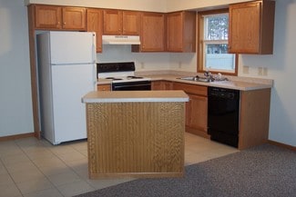 521 Kozarek Ave Unit 8, Tomah, WI 54660
