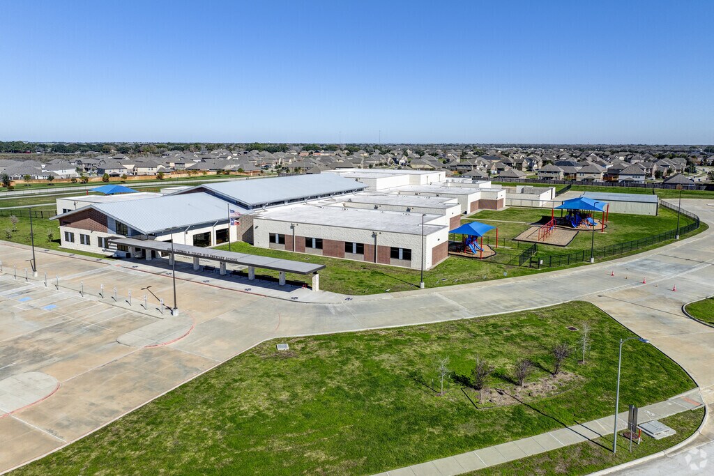 Nestled near Sugar Land, Culver is known for its diverse student body and inclusive culture.