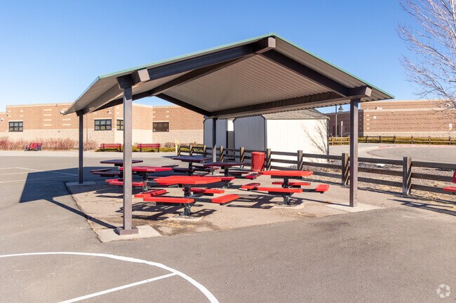 Coyote Hills Elementary School offers outdoor seating for students.
