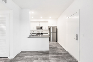1249 W 39th Place Unit 310, Los Angeles, CA 90037