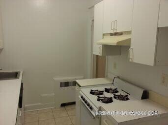 71 Kilsyth Rd unit 1, Boston, MA 02135 - photo 4