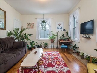 291 Williams St Unit 1, Providence, RI 02906