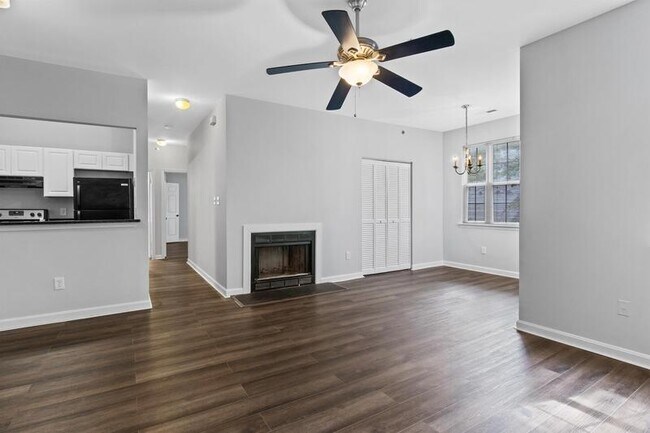 606 Moonglow Rd unit 201, Odenton, MD 21113 - photo 3