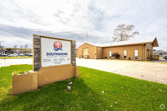 Southshore Baptist Church is one of many faith options in and around Harvard Estates.