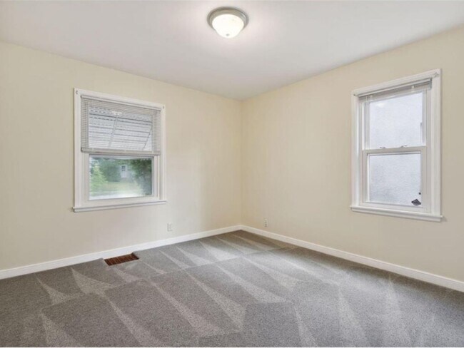 5055 Emerson Ave N, Minneapolis, MN 55430 - photo 5