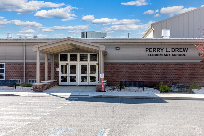 Perry L Drew Elementary School has students in grades 3-5.