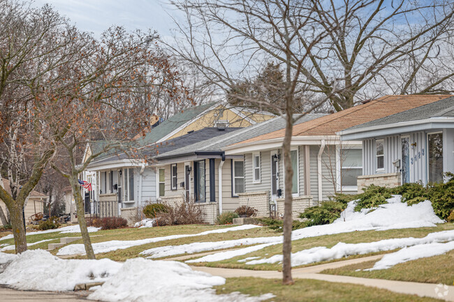 A diverse row of homes on display in the Euclid Park neighborhood.