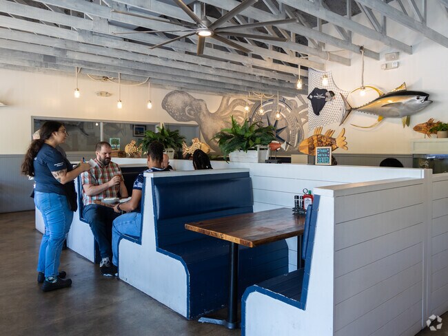 The lunch crowd has arrived at New Berlin Fish House and Oyster Bar.