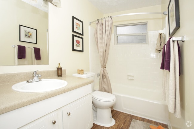 Maplewood Pointe, Riverdale, GA 30274 - photo 4