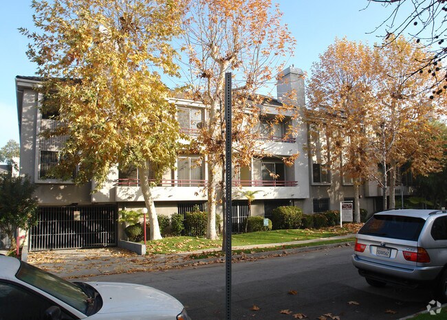Huston Park Apartments