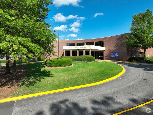 Hall Kent Elementary School encourages a positive classroom environment for Mason City kids.