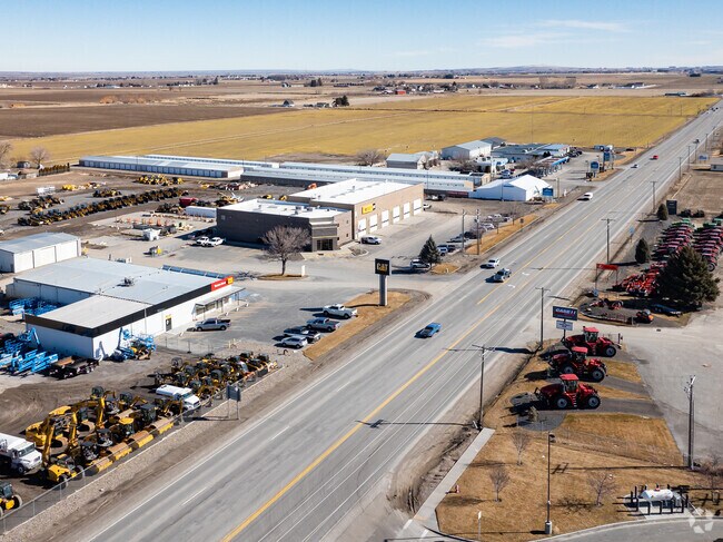 Small family Farms in Twin Falls offer local produce to families and regional areas such as Boise to the north and Salt Lake City to the south.
