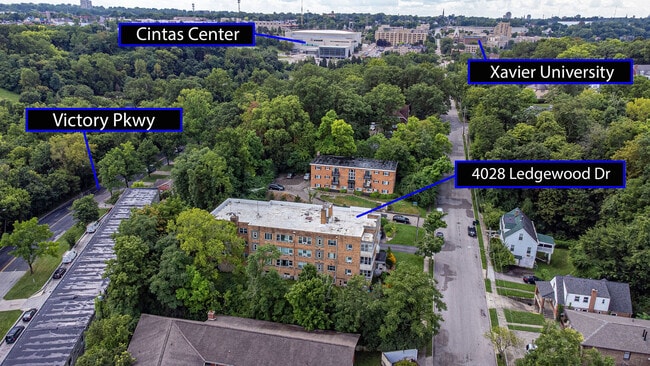 4028 Ledgewood Dr, Cincinnati, OH 45229 - photo 5