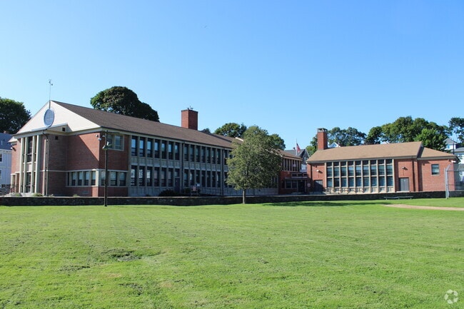 Clarke Elementary School provides education in the neighborhood of 
Marblehead
