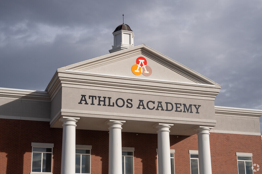 Athlos Academy of Utah provides education in the neighborhood of 
Herriman.