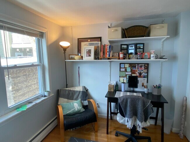 8 Avon St unit 9, Somerville, MA 02143 - photo 2