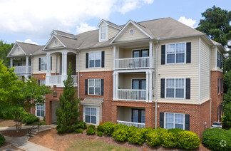 4522 Snapfinger Woods Dr, Decatur, GA 30035
