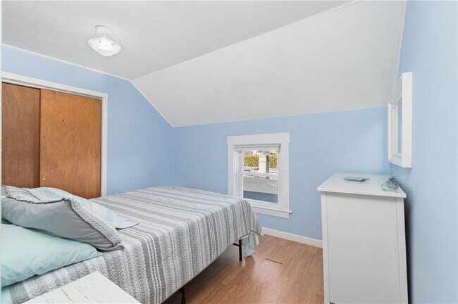 15 Cedar Ave, Portsmouth, RI 02871 - photo 7