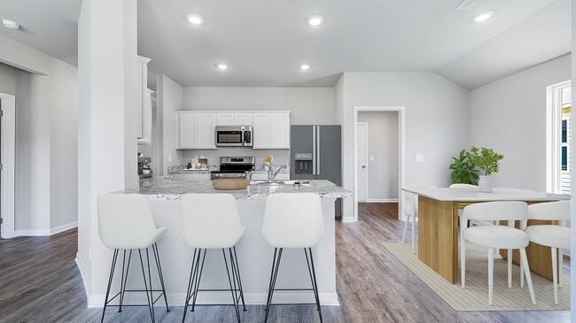 100 Trophy Loop, Lincoln, AL 35096 - photo 2