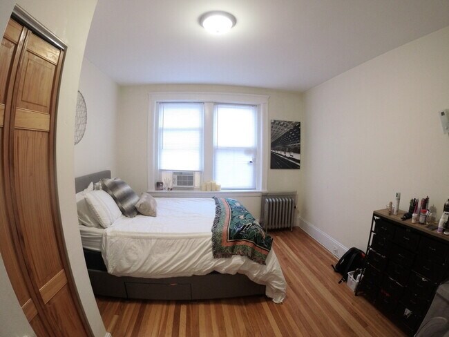 229 Freeman St unit 4, Brookline, MA 02446 - photo 3