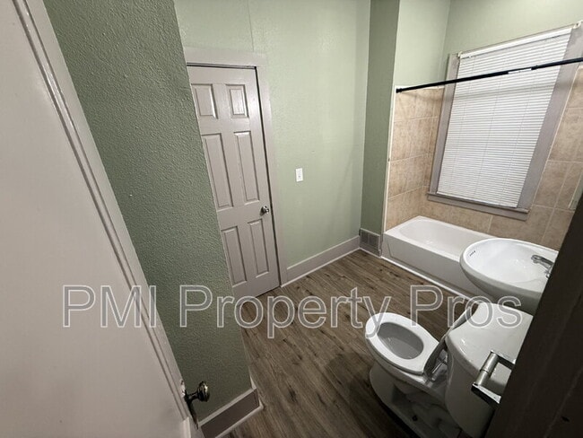 2481 W Locust St, Milwaukee, WI 53206 - photo 3