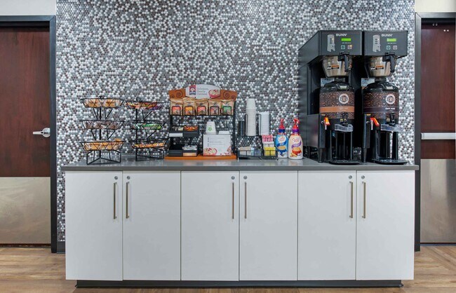 205 Harriet Jacobs Place, Lincolnia, VA 22312 - photo 6