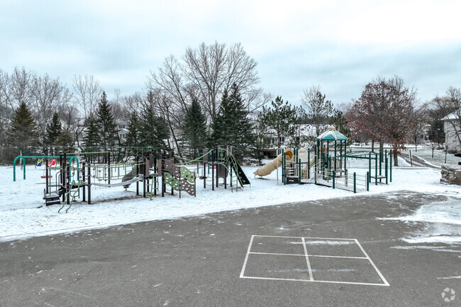 Red Pine Elementary School is located in Eagan, MN.