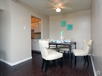 8943 Senate St, Dallas, TX 75228