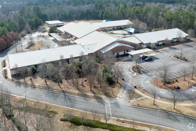 Turner Creek Elementary School in Cary, NC has 913 students.